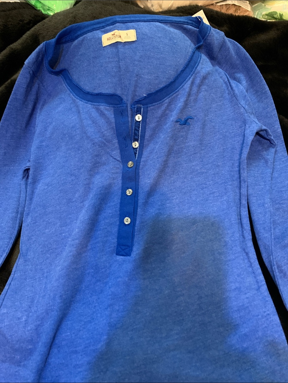 Hollister Long Sleeve Henley Shirt - Heather royal Blue💙💙💙
